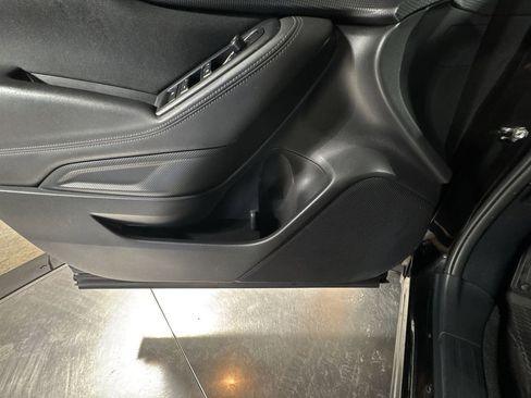 Used 2023 Subaru Forester Premium image 20