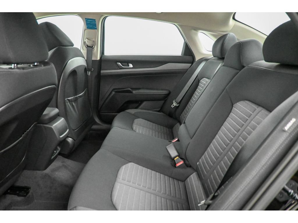New 2026 Kia K5 LXS FWD image 12