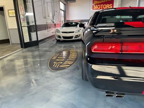 Used 2012 Dodge Challenger SRT8 RWD image 14
