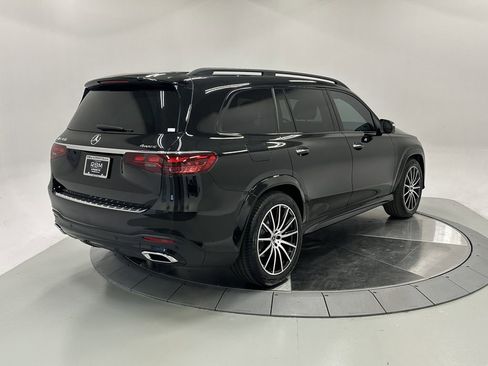 Certified 2025 Mercedes-Benz GLS 450 4MATIC image 7