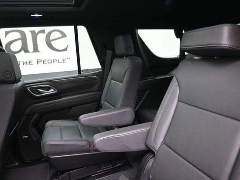 Used 2024 Chevrolet Tahoe LT w/ LT Signature Plus Package AWD/4WD image 22