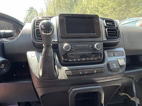 New 2026 RAM ProMaster 2500 w/ Convenience Group image 25