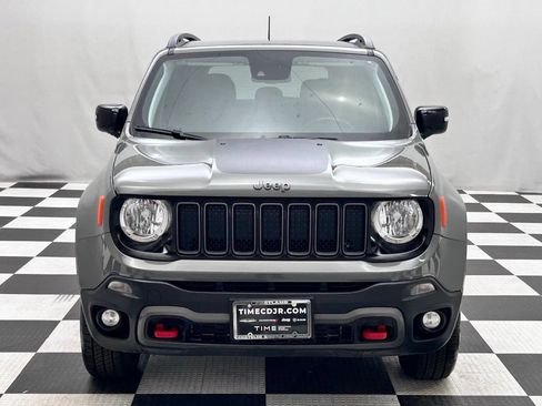 Certified 2022 Jeep Renegade Trailhawk w/ Sun/Sound Group AWD/4WD image 3