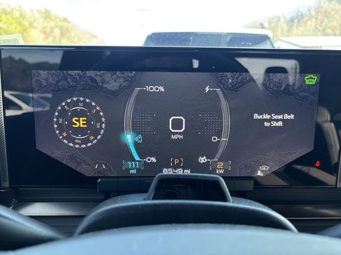 Used 2025 GMC Hummer EV 2X image 18