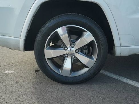 Used 2015 Jeep Grand Cherokee Overland w/ Trailer Tow Group IV image 43