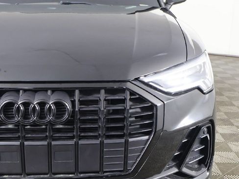 Used 2023 Audi Q3 2.0T Premium AWD/4WD image 12