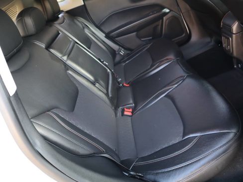 Used 2018 Jeep Compass Latitude image 37