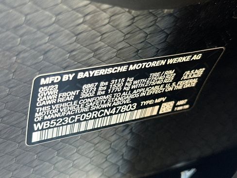 Used 2024 BMW iX xDrive50 w/ Premium Package AWD/4WD image 41