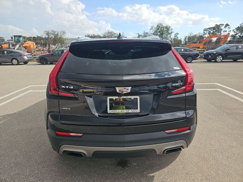 Used 2020 Cadillac XT4 Premium Luxury image 7