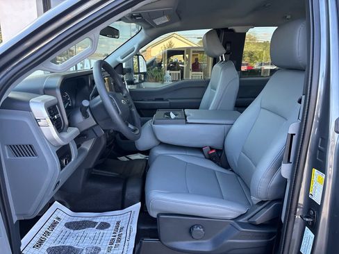 New 2026 Ford F250 XL RWD image 18