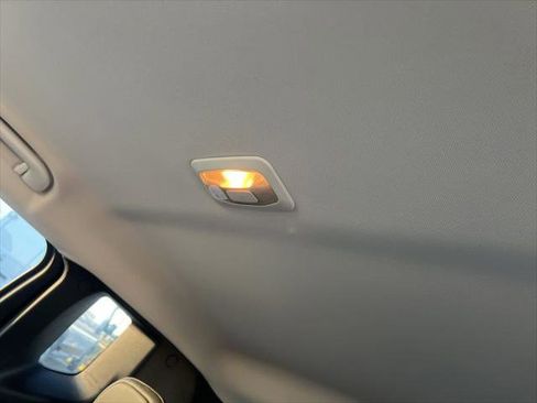 Certified 2020 Jeep Renegade Limited image 38