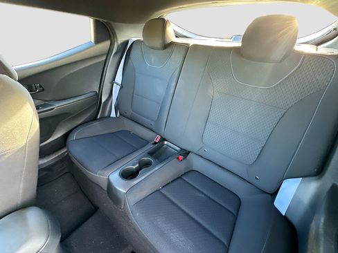 Used 2019 Hyundai Veloster N N image 23