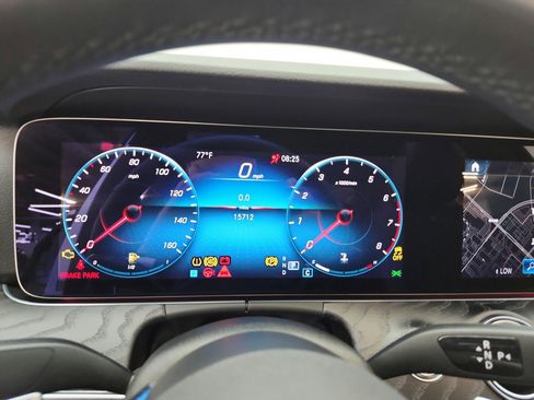 Used 2022 Mercedes-Benz E 350 Sedan image 11
