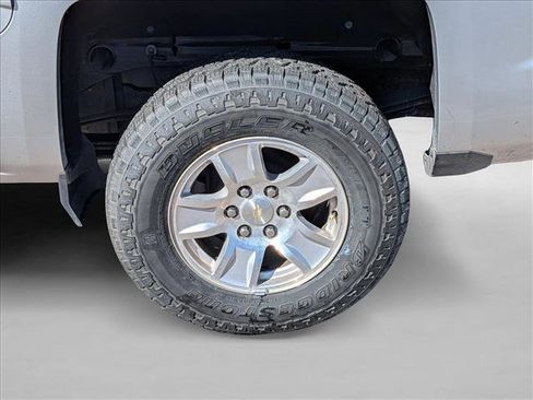 Used 2018 Chevrolet Silverado 1500 LT w/ All Star Edition image 13