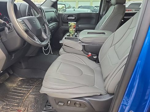 Used 2022 Chevrolet Silverado 1500 Custom Trail Boss AWD/4WD image 11