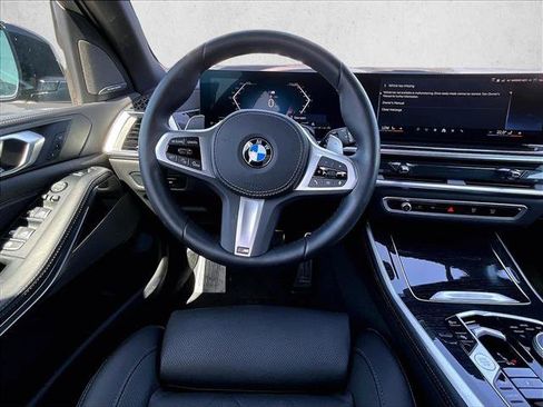 Used 2026 BMW X5 sDrive40i w/ M Sport Package RWD image 7