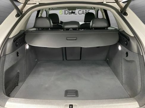 Used 2016 Audi Q3 2.0T Prestige w/ Prestige Package AWD/4WD image 12