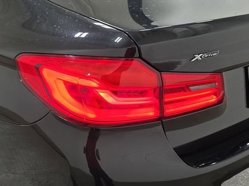 Used 2019 BMW 530i xDrive AWD/4WD image 31