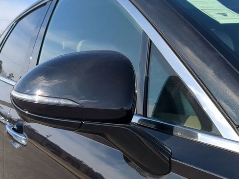 New 2026 Genesis GV70 2.5T Advanced image 11