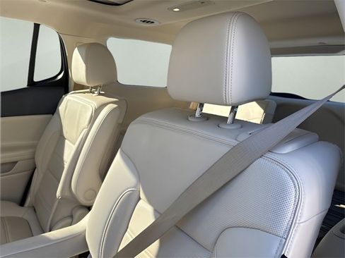 Used 2020 GMC Acadia Denali w/ Trailering Package image 20