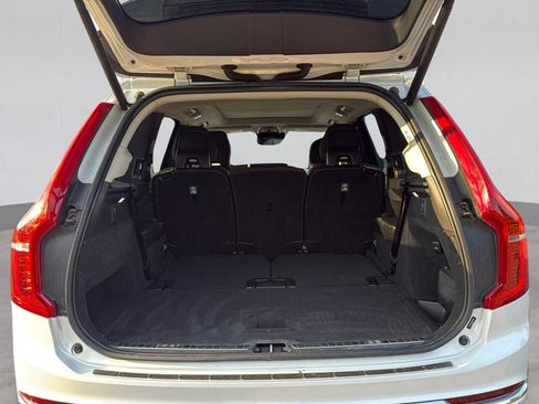 Used 2022 Volvo XC90 T6 Inscription w/ Climate Package image 34