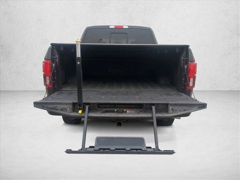 Used 2018 Ford F150 Platinum w/ Equipment Group 701A Luxury image 6