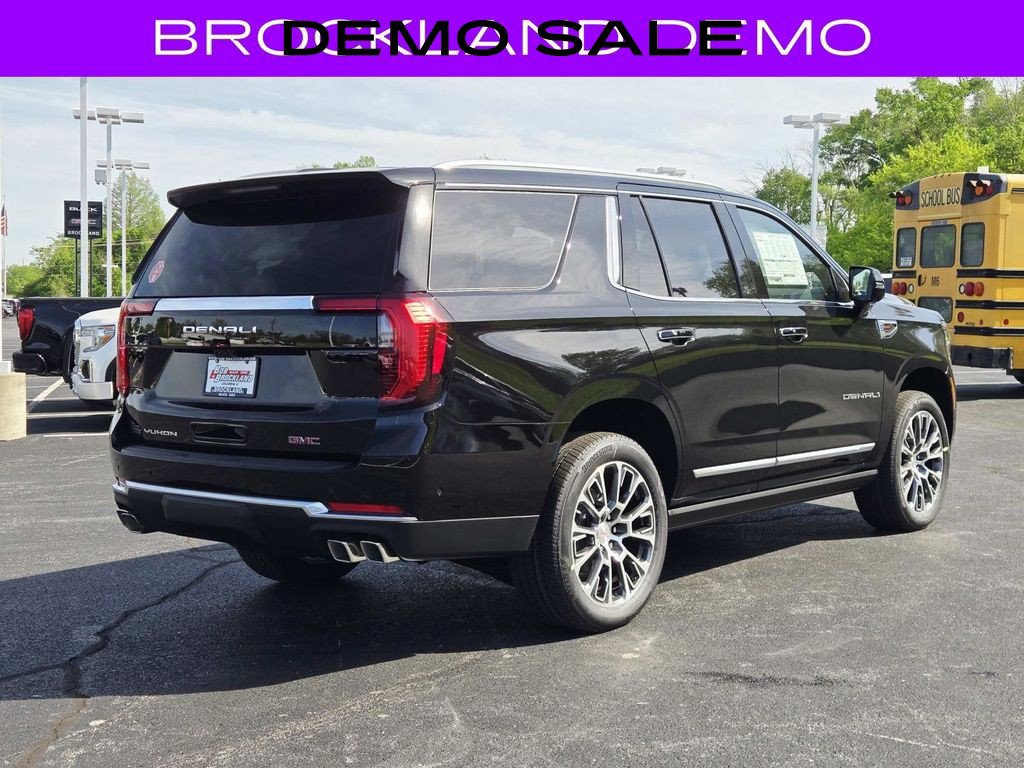 New 2026 GMC Yukon Denali w/ Denali Reserve Package AWD/4WD image 3