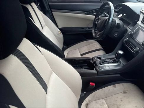 Used 2018 Honda Civic Sport image 7