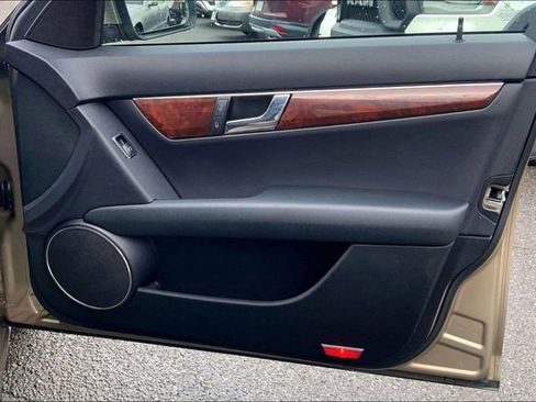 Used 2008 Mercedes-Benz C 300 4MATIC Sedan image 19