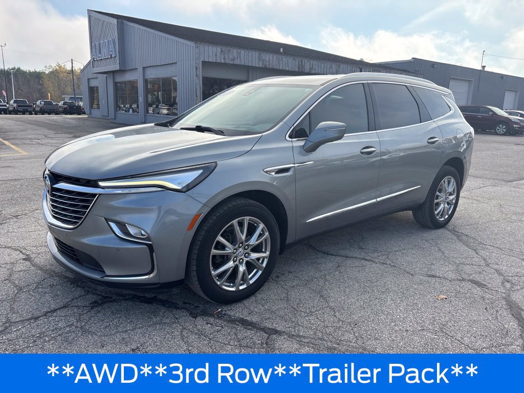 Used 2023 Buick Enclave Premium AWD/4WD image 2