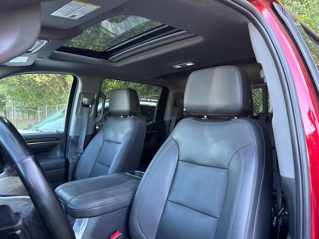 Used 2023 GMC Sierra 1500 SLT w/ SLT Premium Plus Package AWD/4WD image 13