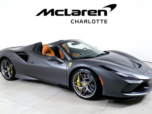 Used 2022 Ferrari F8 Tributo RWD image 2