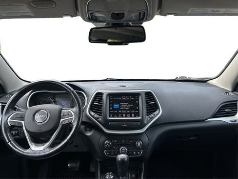 Used 2014 Jeep Cherokee Trailhawk w/ Comfort/Convenience Group AWD/4WD image 22