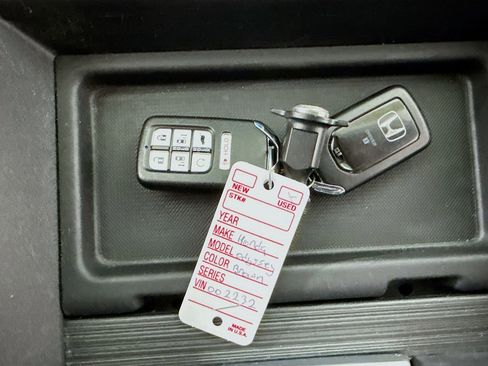 Certified 2021 Honda Odyssey Touring image 36