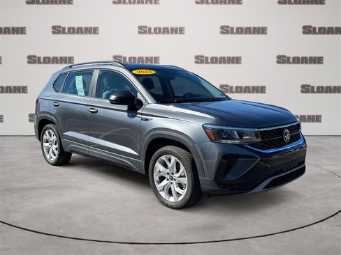 Used 2023 Volkswagen Taos S image 7