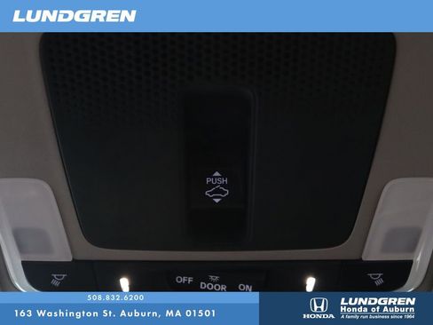 Used 2024 Honda Civic Touring image 29