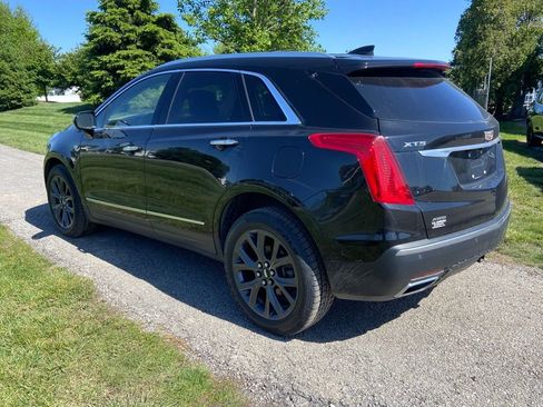 Used 2018 Cadillac XT5 Platinum w/ Driver Assist Package AWD/4WD image 3