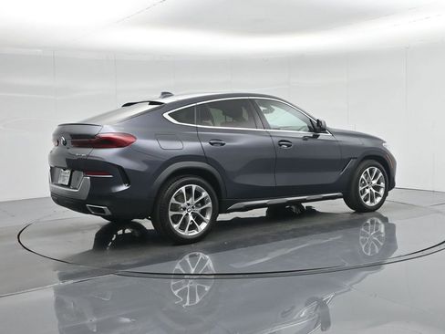 Used 2022 BMW X6 xDrive40i w/ Executive Package image 28