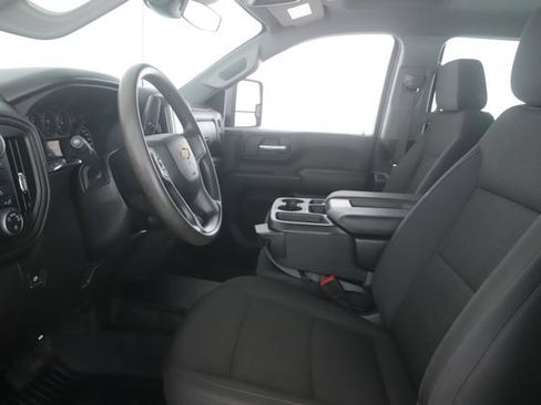 Used 2025 Chevrolet Silverado 2500 W/T image 14