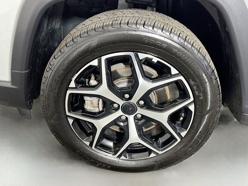 Used 2025 Jeep Compass Limited image 26