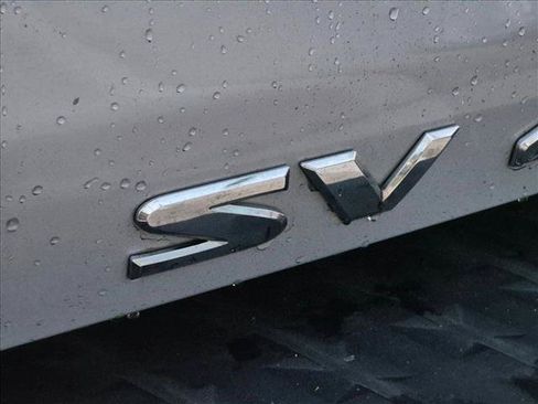 Used 2020 Nissan Titan SV w/ SV Convenience Package AWD/4WD image 5