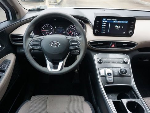 Used 2023 Hyundai Santa Fe SE image 6