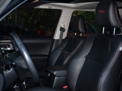 Certified 2024 Toyota 4Runner TRD Off-Road Premium image 12