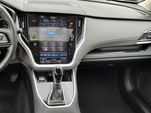 Certified 2025 Subaru Outback Onyx Edition image 12