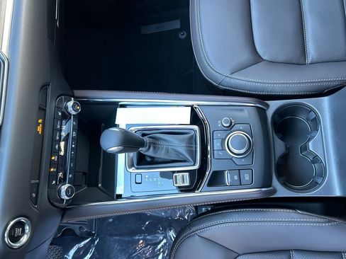 New 2025 MAZDA CX-5 Signature image 16