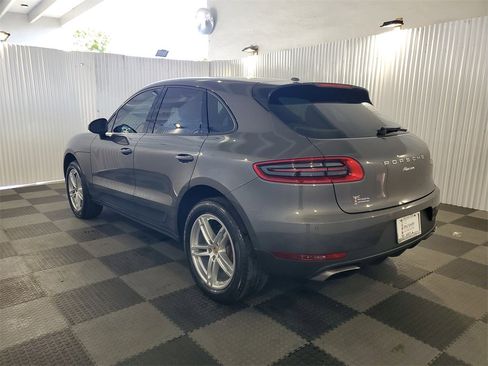 Used 2017 Porsche Macan image 4