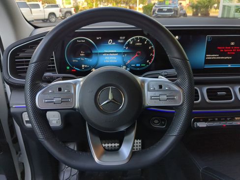 Used 2023 Mercedes-Benz GLS 580 4MATIC image 33