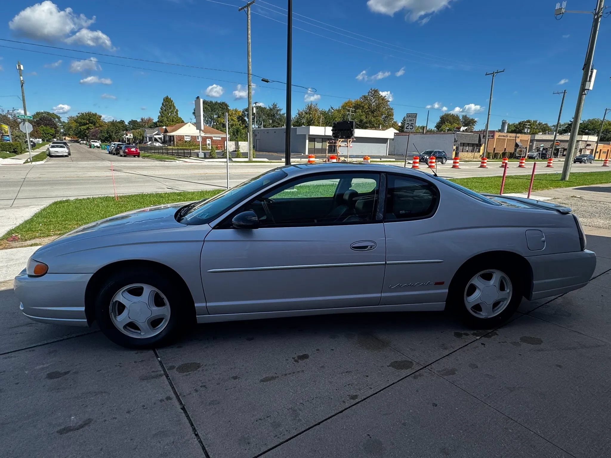 Used 2002 Chevrolet Monte Carlo SS w/ Preferred Equipment Group FWD image 3