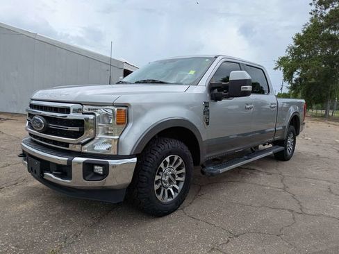 Used 2021 Ford F250 Lariat w/ Lariat Value Package RWD image 8