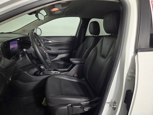 Used 2024 Buick Encore GX Sport Touring FWD image 10